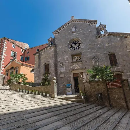 Beautiful Apartment In Labin With Swimming Pool Labin (Istria)