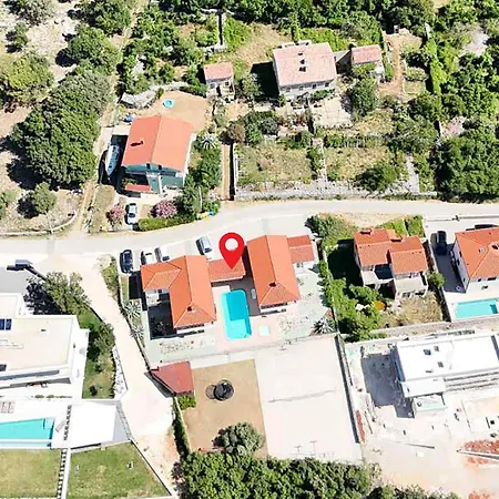 Beautiful Apartment In Labin With Swimming Pool